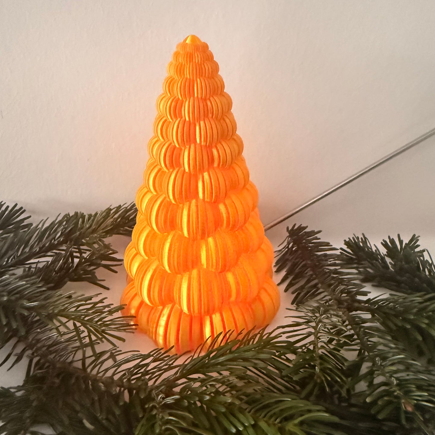 3D-gedruckter Weihnachtsbaum mit LED-Teelicht – Moderne Deko in vielen Farben | Nachhaltige Winterdekoration aus PLA