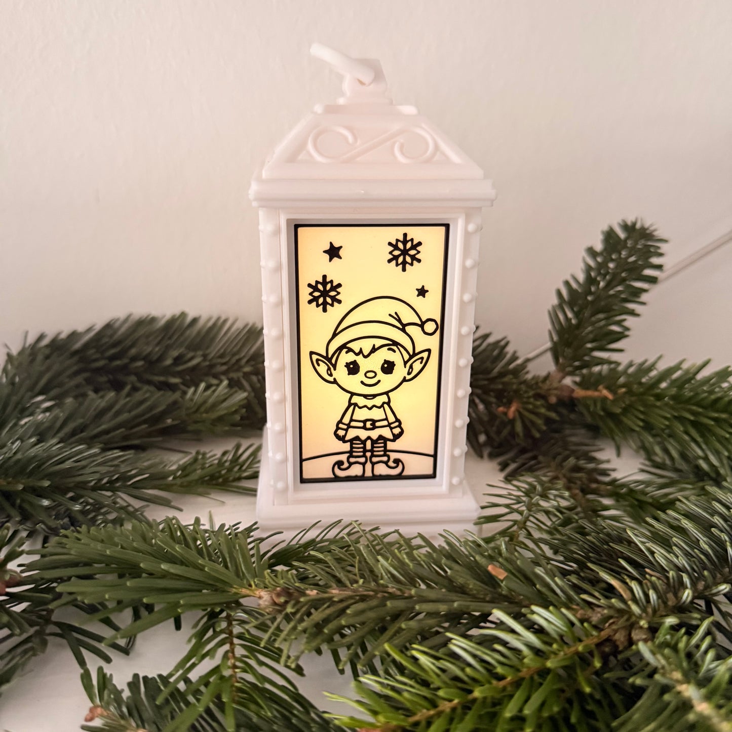 3D gedruckte Weihnachtslaterne – LED Dekolicht mit Weihnachtsmann, Rentier oder Elf | Personalisierte Weihnachtsdeko | Geschenkidee Weihnachten