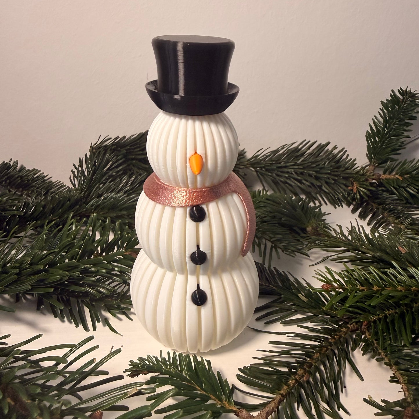 3D gedruckter Schneemann mit Schal – Weihnachtsdeko mit LED-Teelicht-Effekt (Teelicht nicht inklusive)