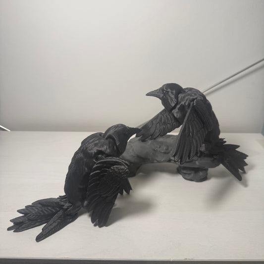 3D-gedruckte Rabenfigur – Mystische Deko für Zuhause oder Büro