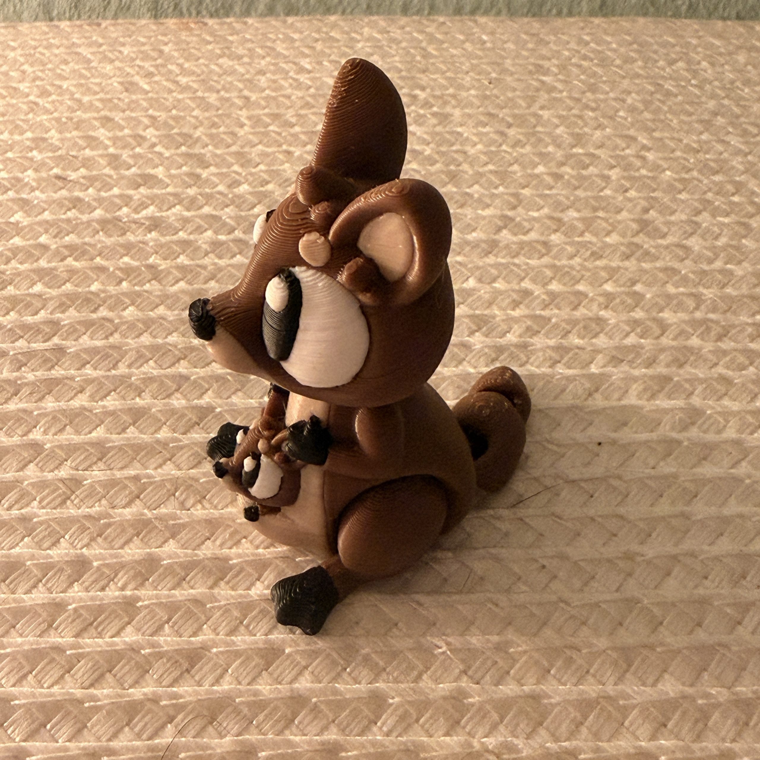 Känguru mit Baby – 3D-gedruckte Tierfigur – Ansicht 4