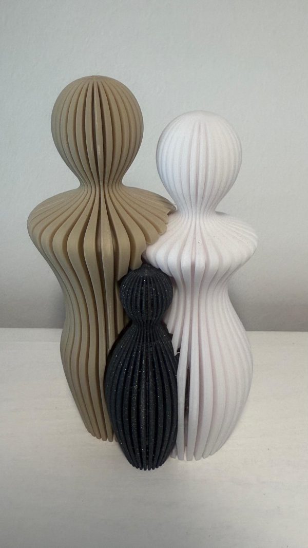 Familienskulptur mit Kindern – personalisierte 3D-Druck Figur – Ansicht 2