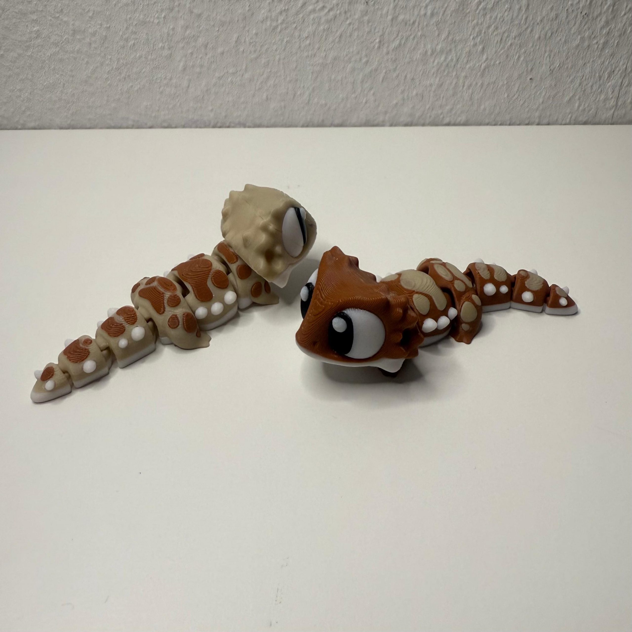 Gecko mit Terrarium-Set – 3D-gedruckte Tierfigur – Ansicht 9
