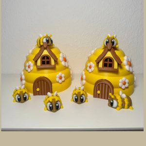 Bienenhaus mit süßen Bienen – Deko-Set | Personalisierbar